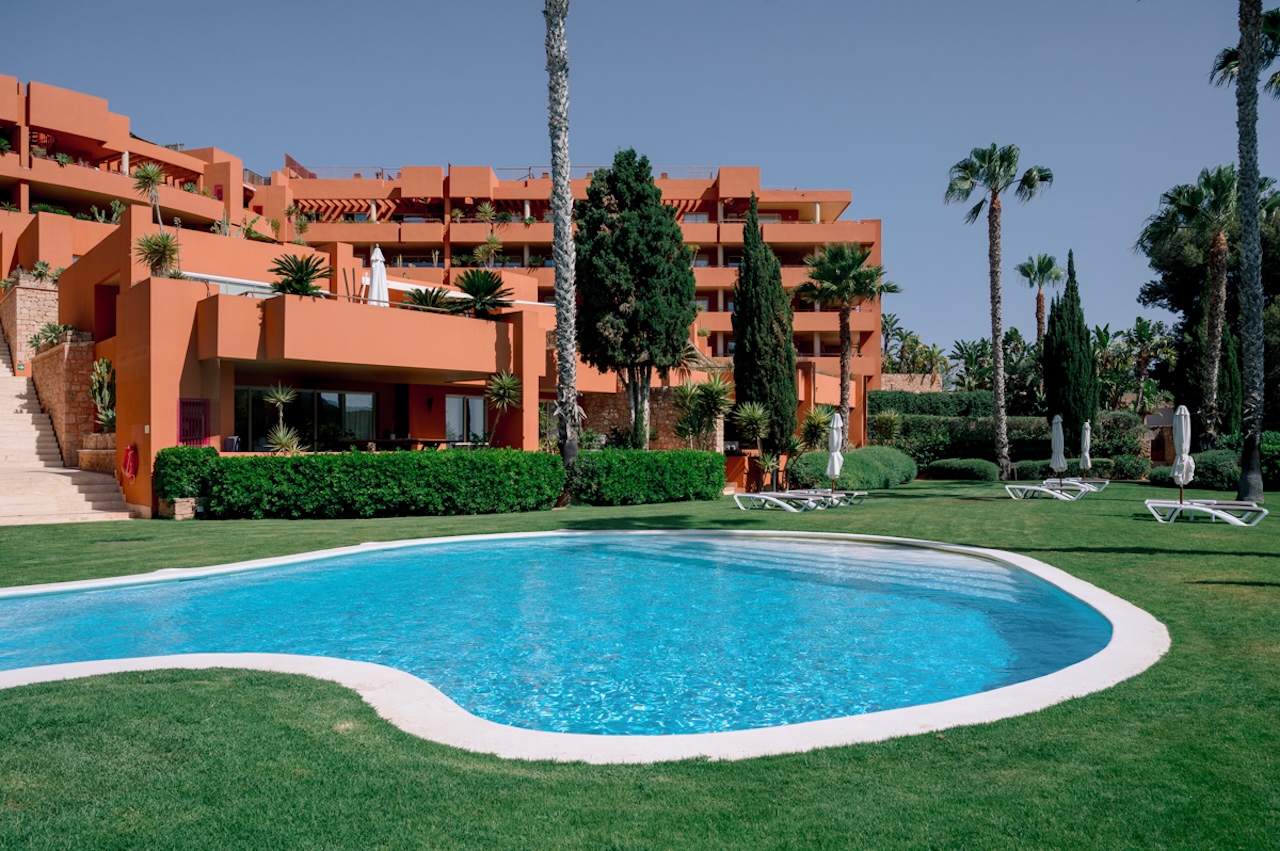 Resa Estates Ibiza apartment Ibiza sale verkoop Roca llisa apartment building.JPG